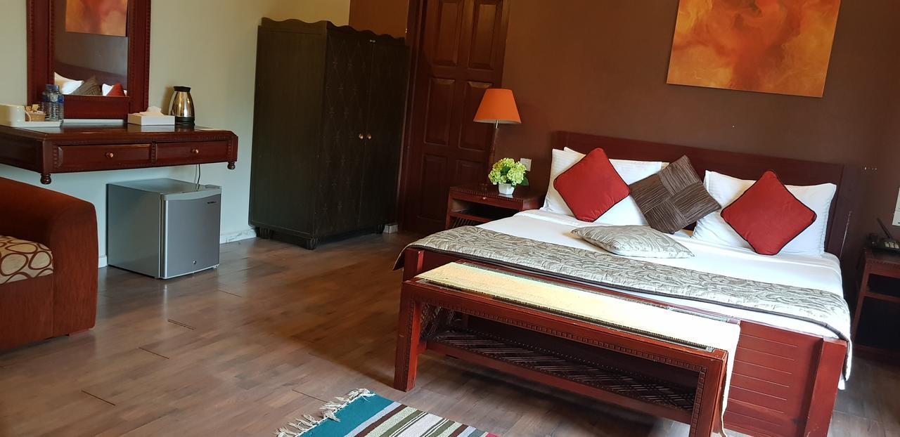 The Canes Boutique Hotel Colombo Esterno foto